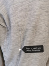 Load image into Gallery viewer, WOMENS PLUS SIZE 2X (18/20) - COLUMBIA Sportswear, Zippered, Lightweight Hoodie GUC B58