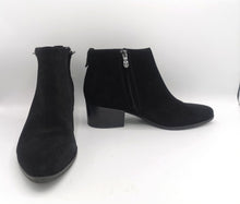 Load image into Gallery viewer, WOMENS SIZE 9M - ARTICA, Black Suede, Fleece Lined Ankle Rain / Winter Boots EUC B59