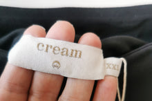 Load image into Gallery viewer, WOMENS PLUS SIZE XXL (18/20) - CREAM, Buttery Soft, Black Athletic Shorts NWT B58