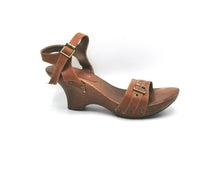 Load image into Gallery viewer, WOMENS SIZE 7.5 - AMOR PARIS, Wooden Sandals VGUC B39