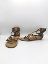 Load image into Gallery viewer, GIRL SIZE 1 YOUTH - BLOWFISH, Gladiator Sandals EUC B59