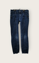 Load image into Gallery viewer, GIRL SIZE 9 YEARS - GYMBOREE, Darkwash, Skinny Jeans EUC B56