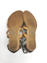 Load image into Gallery viewer, GIRL SIZE 1 YOUTH - BLOWFISH, Gladiator Sandals EUC B59