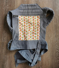 Load image into Gallery viewer, BABY HAWK BABY CARRIER GUC - Faith and Love Thrift