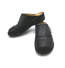 Load image into Gallery viewer, WOMENS SIZE 7 / 37 - Finn Comfort - Aussee Nappa Seda Slip On Sandals VGUC - Faith and Love Thrift