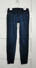 Load image into Gallery viewer, WOMENS SIZE 29 US / 8 CA - LUXE Essential Denim, Skinny Maternity Jeans, Full Belly Panel EUC - Faith and Love Thrift
