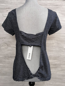 WOMENS SIZE SMALL / MEDIUM - BB Dakota Kaiya Open Back Navy Stripe Knit Tee NWT - Faith and Love Thrift