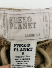 Load image into Gallery viewer, BOY SIZE 6 YEARS - FREE PLANET Soft Cotton Shorts EUC - Faith and Love Thrift