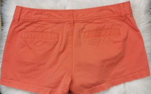 WOMENS SIZE 8 - OLD Navy, Low-Rise Shorts EUC - Faith and Love Thrift