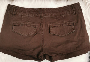 WOMENS SIZE 7/8 - Jacob Connection, Brown Stretch Shorts VGUC - Faith and Love Thrift