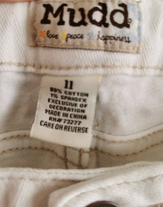 WOMENS SIZE 11 - Mudd Jeans, White, Distressed VGUC - Faith and Love Thrift