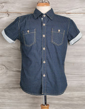 Load image into Gallery viewer, BOY SIZE 6 YEARS - CRAFT & FLOW Short-Sleeve Dress Shirt EUC - Faith and Love Thrift