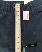 Load image into Gallery viewer, WOMENS SIZE 6 - ZARA Black Skinny Jeans Trafaluc NWT - Faith and Love Thrift