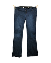 Load image into Gallery viewer, WOMENS SIZE 6 - OLD NAVY MATERNITY, LOW RISE STRETCH JEANS EUC - Faith and Love Thrift