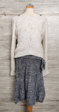 Load image into Gallery viewer, WOMENS SIZE XS - RUBY MOON, SOFT KNIT, BOATNECK SWEATER EUC
Beautiful cream sweater with lovely feminine pattern.  Great for a teen girl too.