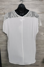 Load image into Gallery viewer, WOMENS PLUS SIZE XL/XXL - MELISSA NEPTON, &#39;KYMY&#39; Off-White, Lace Summer Top NWT B53