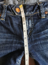 Load image into Gallery viewer, WOMENS SIZE W28/L33  - SILVER JEANS, Tuesday Style, Low rise, Boot-cut, Ripped Knees EUC B6