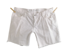 Load image into Gallery viewer, WOMENS SIZE 12 - OLD Navy, White Shorts VGUC B5