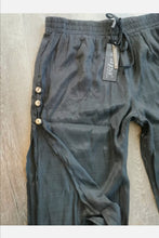 Load image into Gallery viewer, WOMENS SIZE XL Papa Vancouver Pants NWT - Faith and Love Thrift