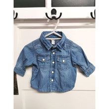 Load image into Gallery viewer, BABY BOY SIZE 0/3 MONTHS - Baby GAP, Soft Denim Dress Shirt EUC B50