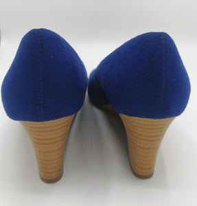 WOMENS SIZE 7 - DEXFLEX, Comfort Wedge Heel Sandals EUC B59