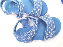 Load image into Gallery viewer, GIRL SIZE 6T - TOMS, Velcro Sandals EUC B59