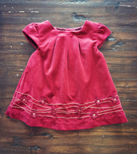 Load image into Gallery viewer, BABY GIRL SIZE 3/6 MONTHS - HEIRLOOMS, Soft Velvet Dress NWOT B38
