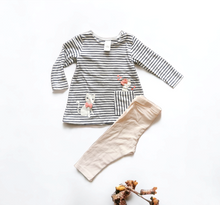 Load image into Gallery viewer, BABY GIRL SIZE 6/9 MONTHS - H&amp;M, Matching 2 Piece Outfit EUC B38