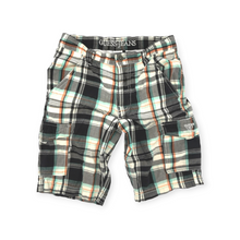 Load image into Gallery viewer, BOY SIZE 7 YEARS - GUESS Super Soft Cargo Shorts EUC B43