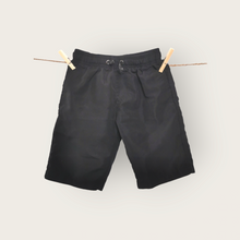 Load image into Gallery viewer, BOY SIZE 6 YEARS - STREET RULES CLOTHING CO. Black Casual Shorts EUC B44