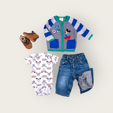 Load image into Gallery viewer, BABY BOY SIZE 6/12 MONTHS - DISNEY / OLD NAVY / PEKKLE, 4 Piece Mix N Match Fall Outfit EUC B7