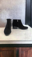 Load image into Gallery viewer, WOMENS SIZE 9M - ARTICA, Black Suede Ankle Rain / Winter Boots EUC B59