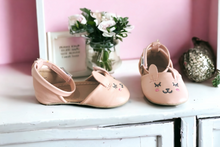 Load image into Gallery viewer, BABY GIRL SIZE 6/12 MONTHS - OLD NAVY, Light Pink Bunny Flats EUC B12