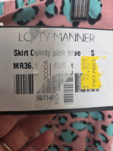 Load image into Gallery viewer, WOMENS SIZE SMALL - Lofty Manner, Ruffled Skirt, Quinty pink blue NWT B63