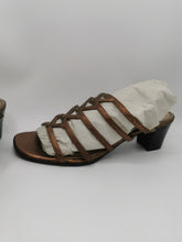 Load image into Gallery viewer, WOMENS SIZE 7.5M - LIFE STRIDE, Strappy Sandals EUC B61