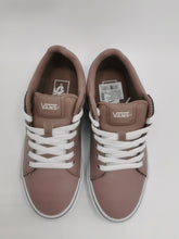 Load image into Gallery viewer, WOMENS SIZE 7 - VANS Seldan Tumble Leather Sneaker NWOB B60