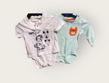 Load image into Gallery viewer, BABY BOY SIZE 0/3 MONTHS - 2 Pack, Graphic Onesie T-shirts EUC B50