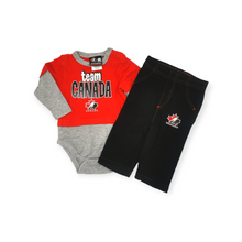 Load image into Gallery viewer, BABY BOY SIZE 6 MONTHS - TEAM CANADA, Matching 2-Piece Outfit EUC B7