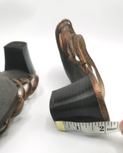 Load image into Gallery viewer, WOMENS SIZE 7.5M - LIFE STRIDE, Strappy Sandals EUC B61