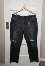 Load image into Gallery viewer, WOMENS PLUS SIZE 16 - KUT from the Kloth jeans, Rachael High Rise Fab Ab Mom Jean NWT B63