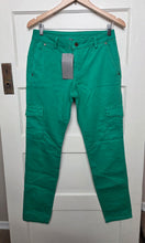 Load image into Gallery viewer, WOMENS SIZE 29, CULTURE Malou Fit Mid Waist, Green Cargo Pants NWT B63