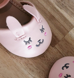 BABY GIRL SIZE 6-12 MONTHS OLD NAVY BUNNY FLATS - LIKE NEW CONDITION - Faith and Love Thrift
