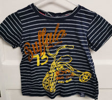 Load image into Gallery viewer, BABY BOY 12 MONTHS BUFFALO GRAPHIC T-SHIRT VGUC - Faith and Love Thrift