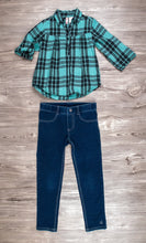 Load image into Gallery viewer, GIRL SIZE 7 YEARS MIX N MATCH OUTFIT EUC 

Japna Kids soft, lightweight cotton dress shirt, paired with Calvin Klein super soft skinny jeggings.  

