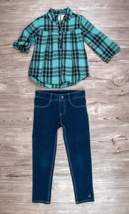 GIRL SIZE 7 YEARS MIX N MATCH OUTFIT EUC 

Japna Kids soft, lightweight cotton dress shirt, paired with Calvin Klein super soft skinny jeggings.  

