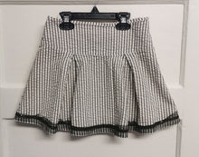 Load image into Gallery viewer, GIRL SIZE 8 YEARS CHILDREN&#39;S PLACE SKIRT VGUC - Faith and Love Thrift