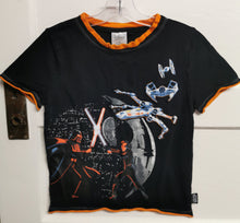 Load image into Gallery viewer, BOY SIZE 7-8 YEARS DISNEY STAR WARS TOP EUC - Faith and Love Thrift