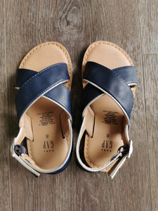 GIRL SIZE 8 YOUTH THE GAP SANDALS EUC - Faith and Love Thrift