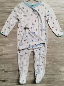 BABY BOY SIZE 12/18 MONTHS - JOHN LEWIS Soft Onesie Seeper / Matching Hat EUC

SNAP BUTTON ONESIE WITH MATCHING HAT + CUTE PUPPY PATTERN

Quality made UK Brand

