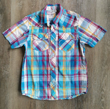 Load image into Gallery viewer, BOY SIZE MEDIUM (8-10 YEARS) OLD NAVY DRESS SHIRT EUC - Faith and Love Thrift